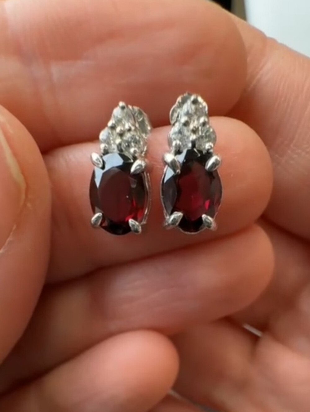 Classic Genuine Garnet and Sterling 925 Silver Earrings - Deep Red